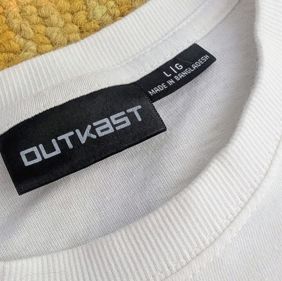 OutKast - Roses T-shirt - Picture 3 of 3